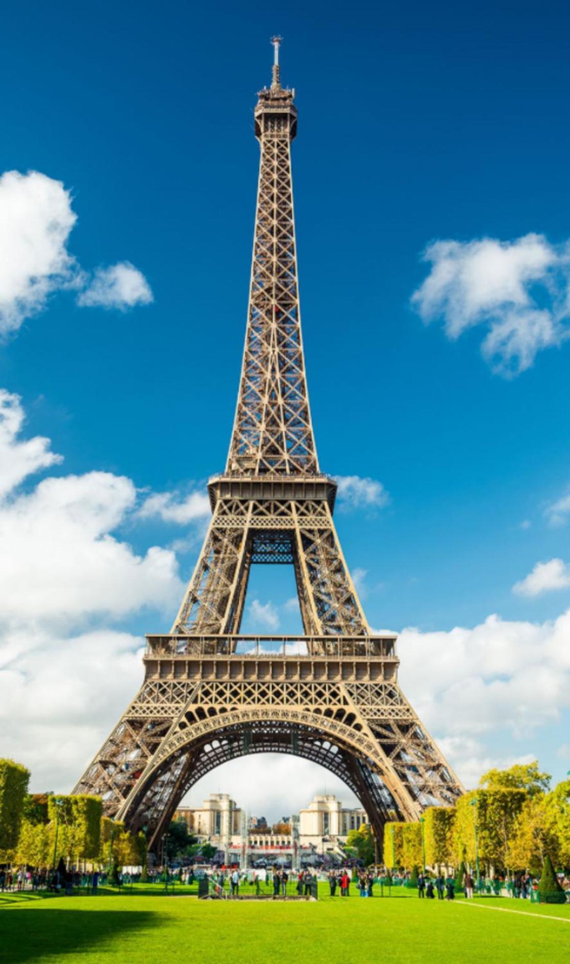 Paris Golden Studio Luaran gambar